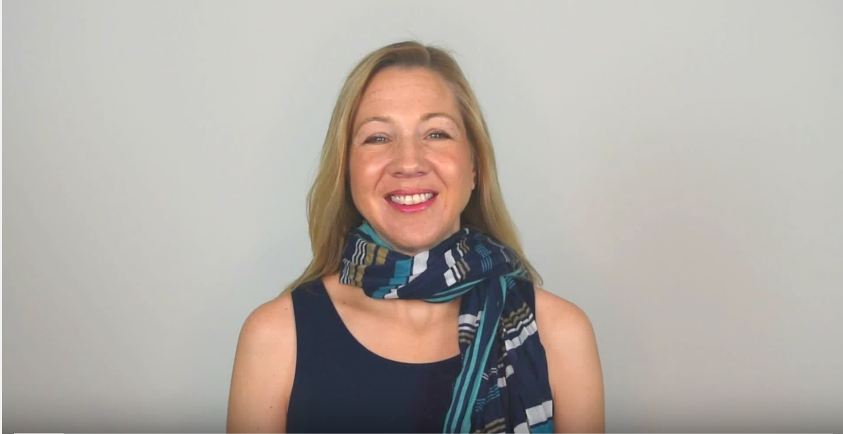 08 #YourColorStyle - How To Cure Closet Overwhelm