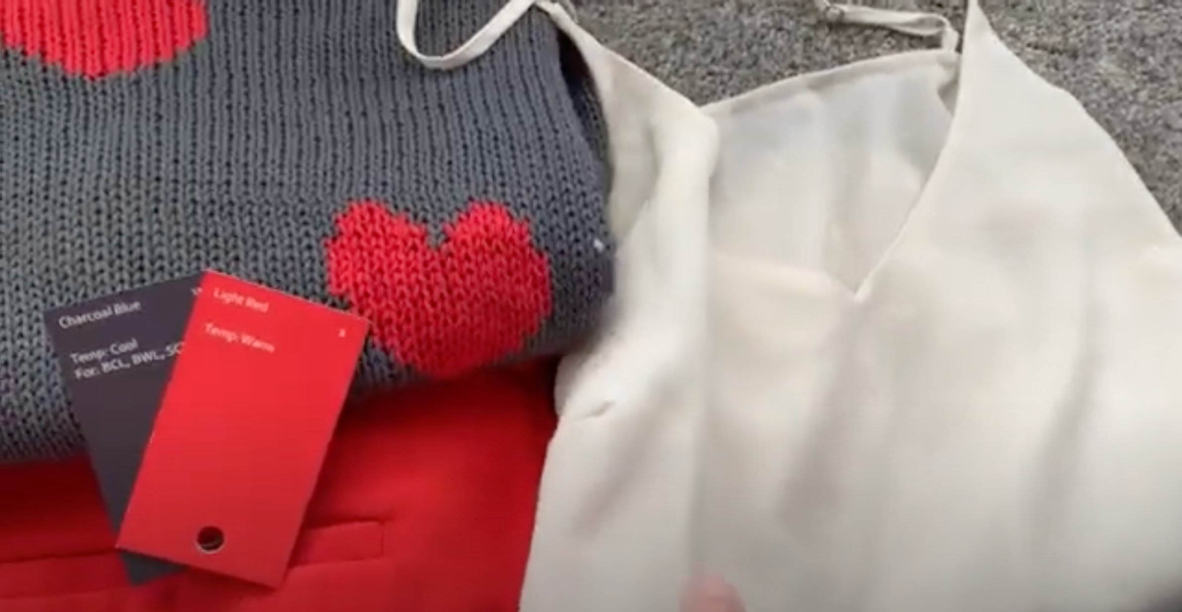 How I Use My Color Fan to Pack for My Beach Trip